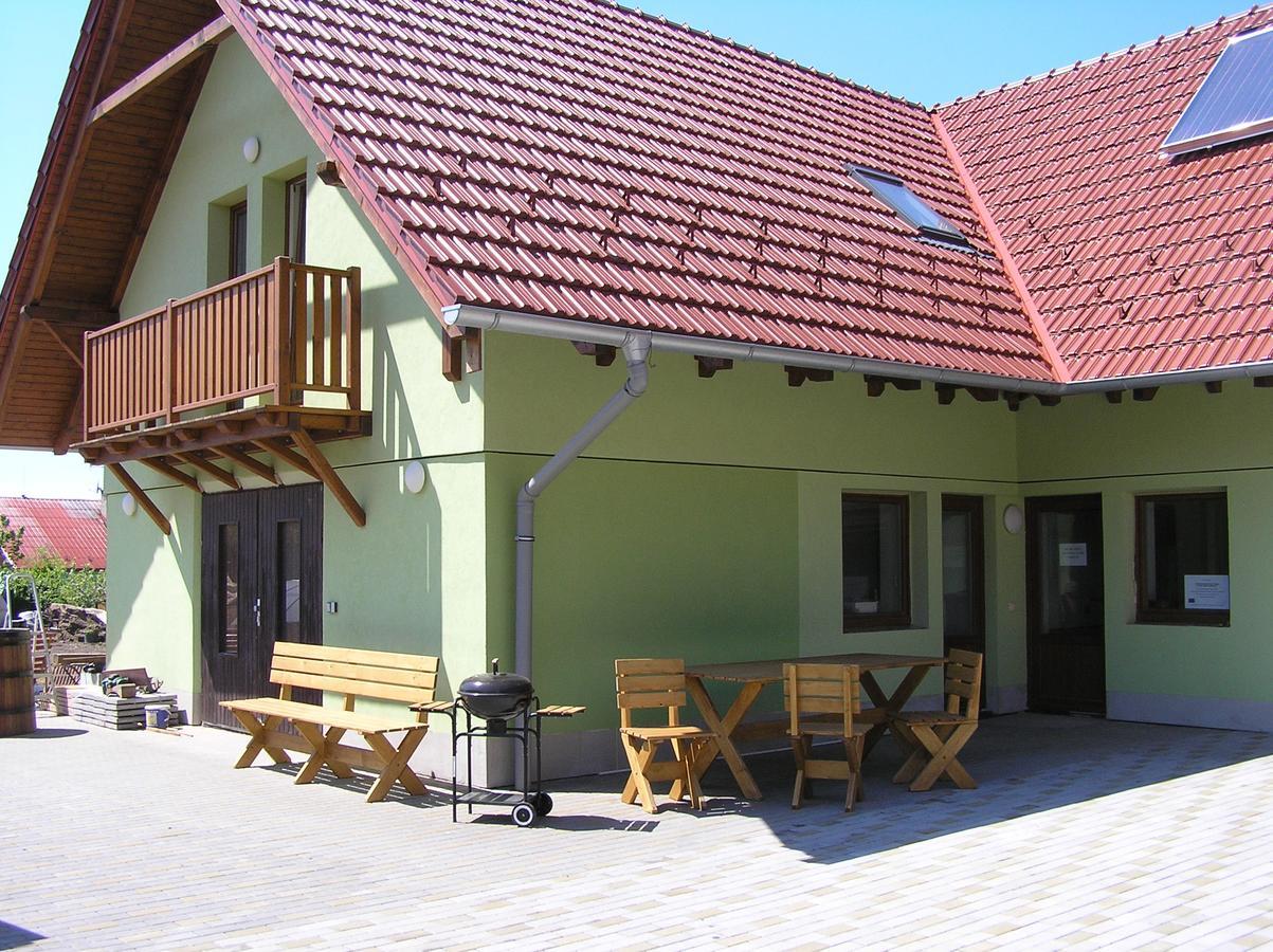 Penzion U Tomasu Wschechowitz Kültér fotó